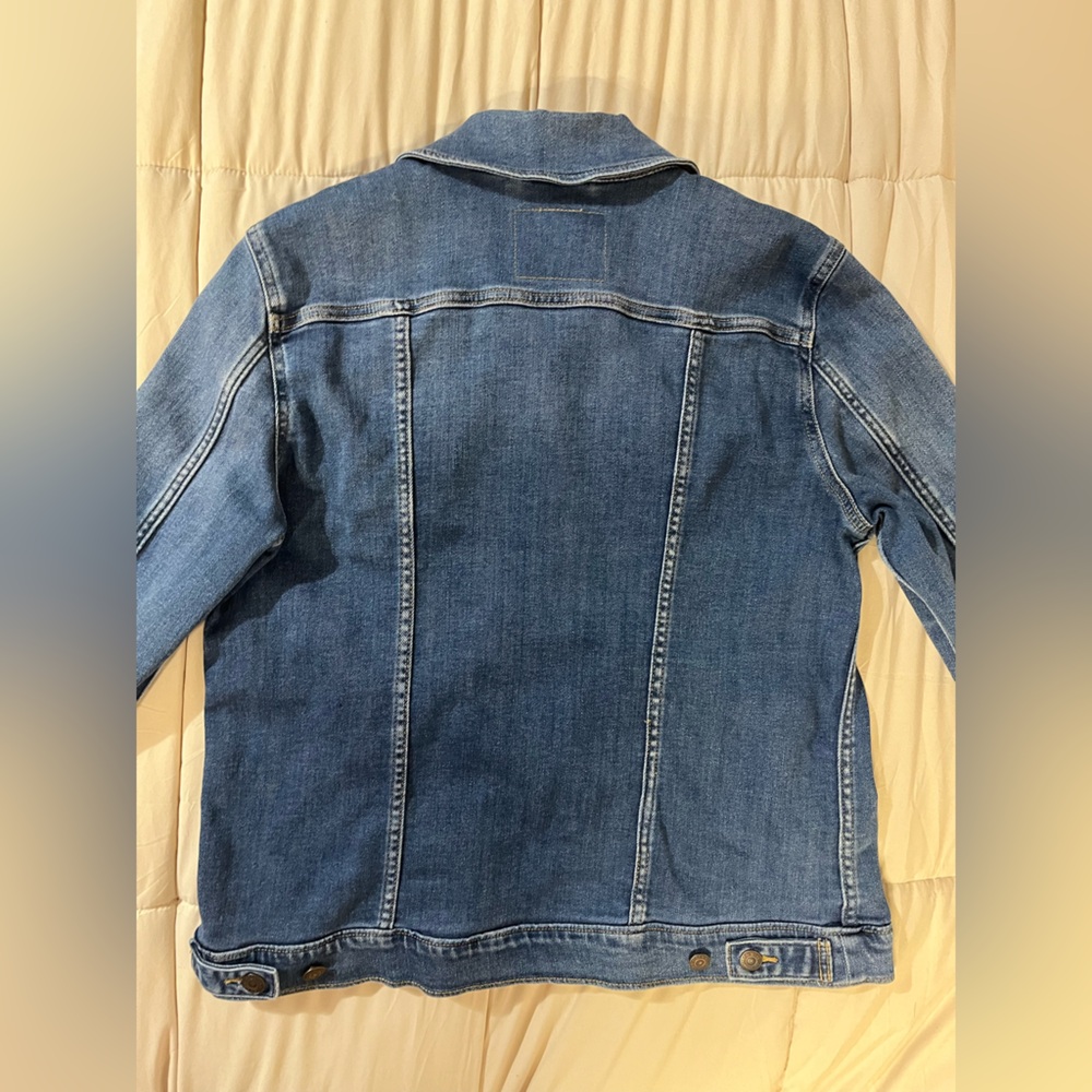 Levi’s Jean Jacket - Picture 2 of 11